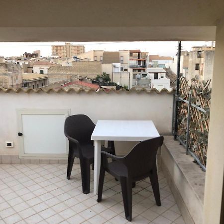 Mansarda Mentana Due Apartment Vittoria Bagian luar foto