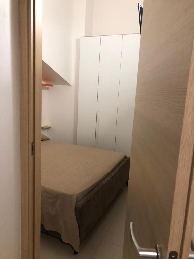 Mansarda Mentana Due Apartment Vittoria Bagian luar foto